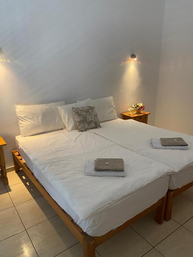 Hostal Villa Senese Пегера Экстерьер фото